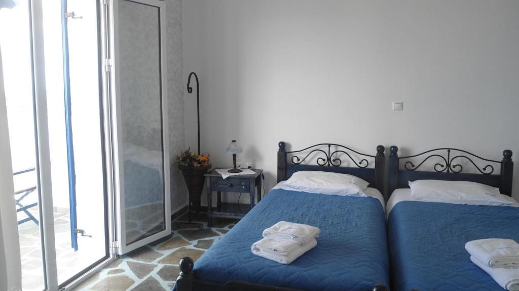 Sirines Aparthotel Vlachata Bagian luar foto